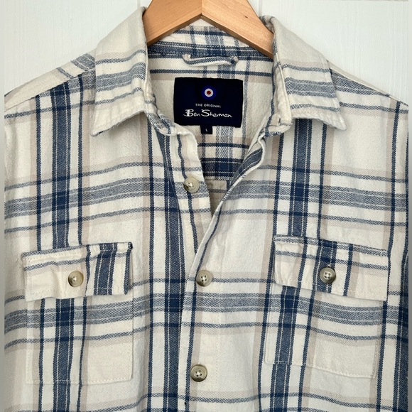 Ben Sherman Men’s Size L Long Sleeve Heavy Flannel Button Down Plaid Shirt - Picture 4 of 15